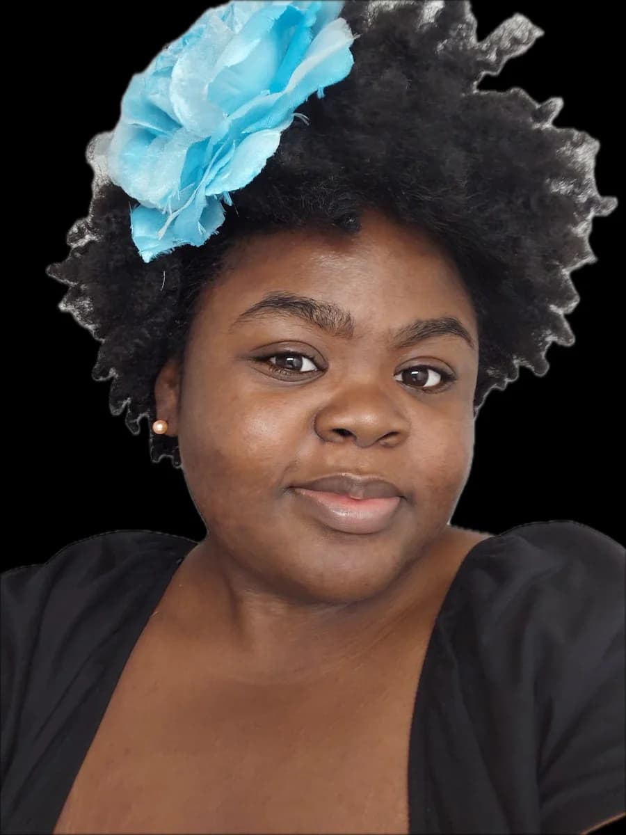 Portrait of Ms. Kelsey, your child's online tutor